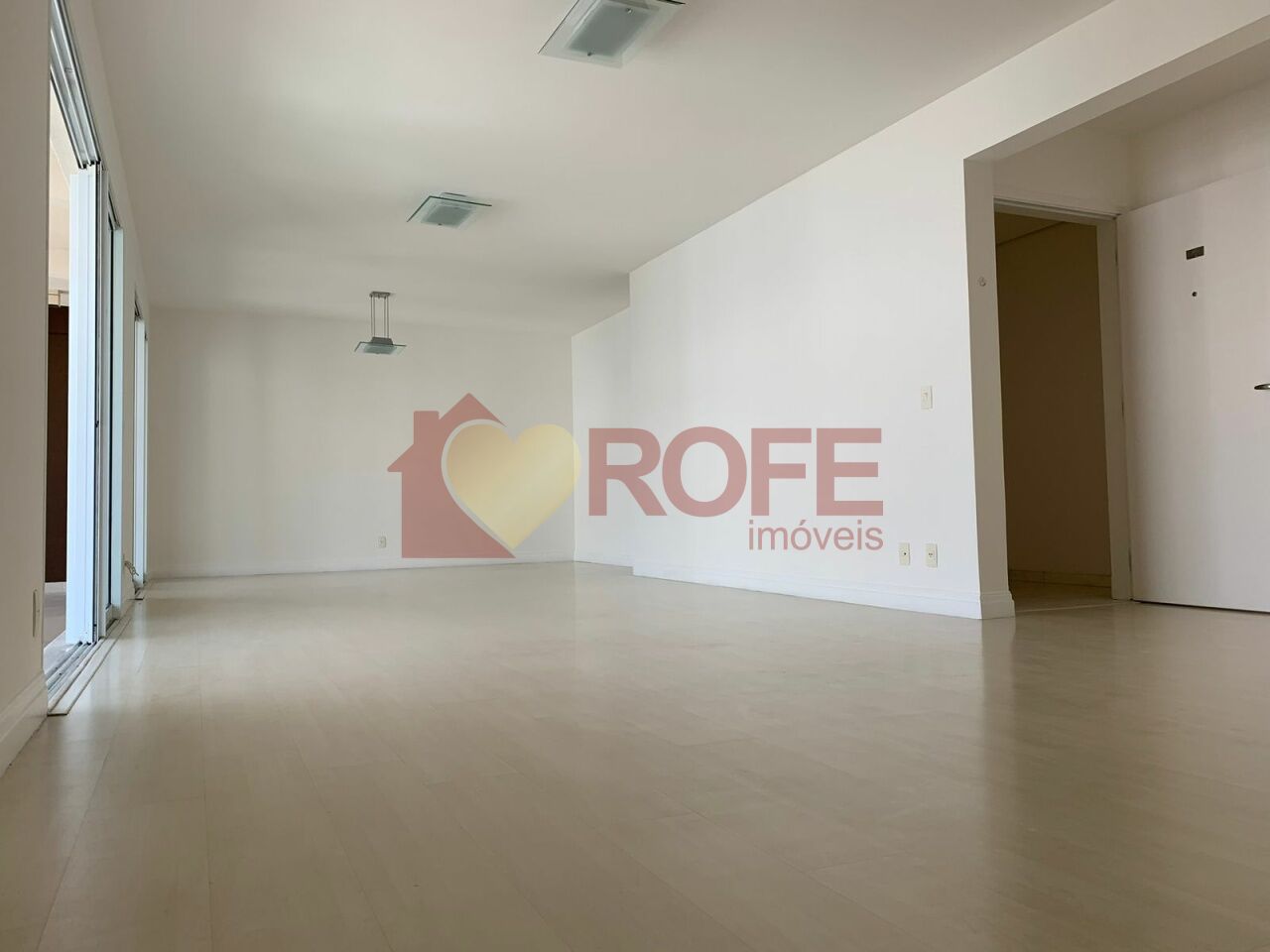 Foto 8 - RF14303