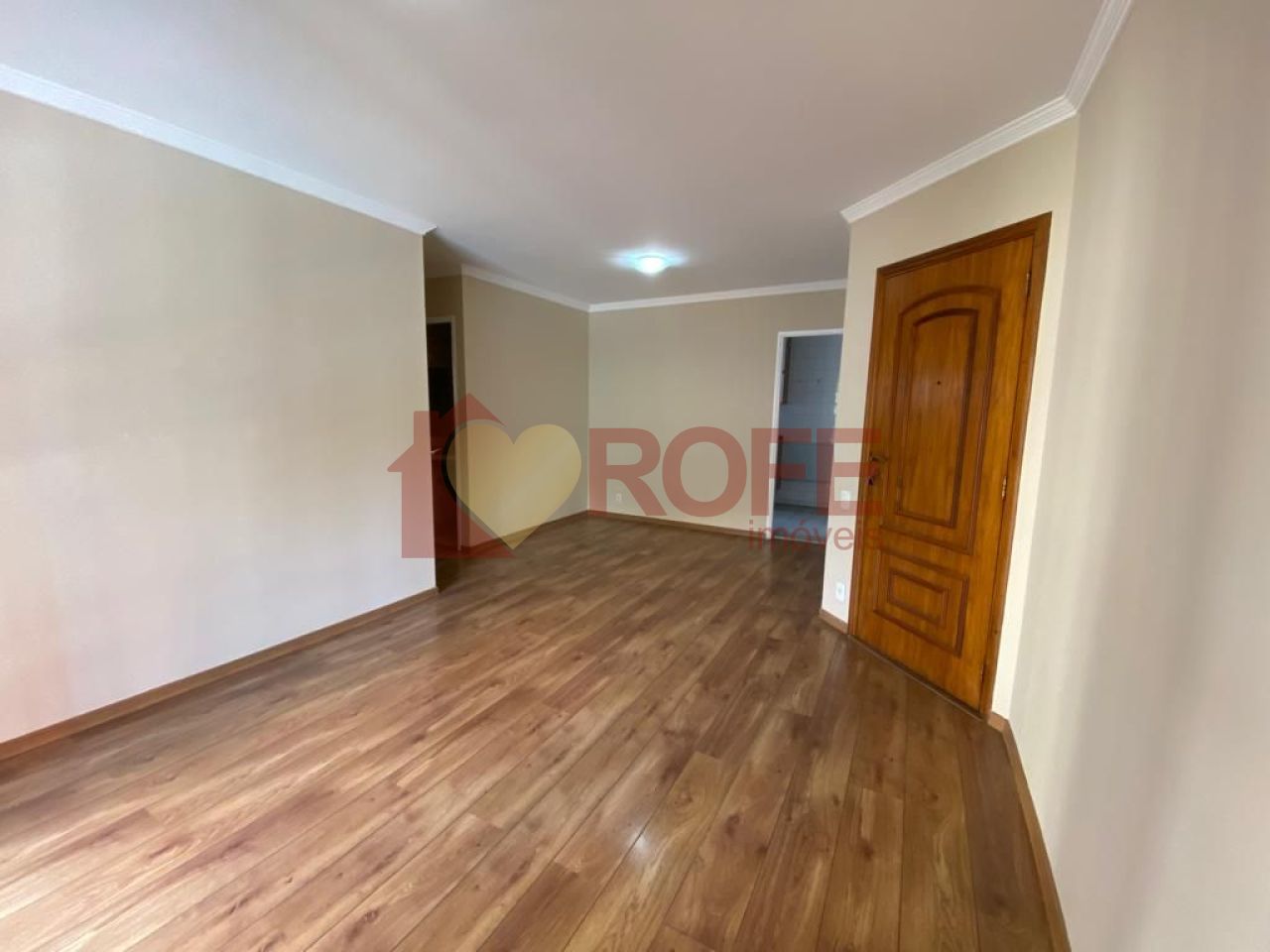Foto 2 - RF17824