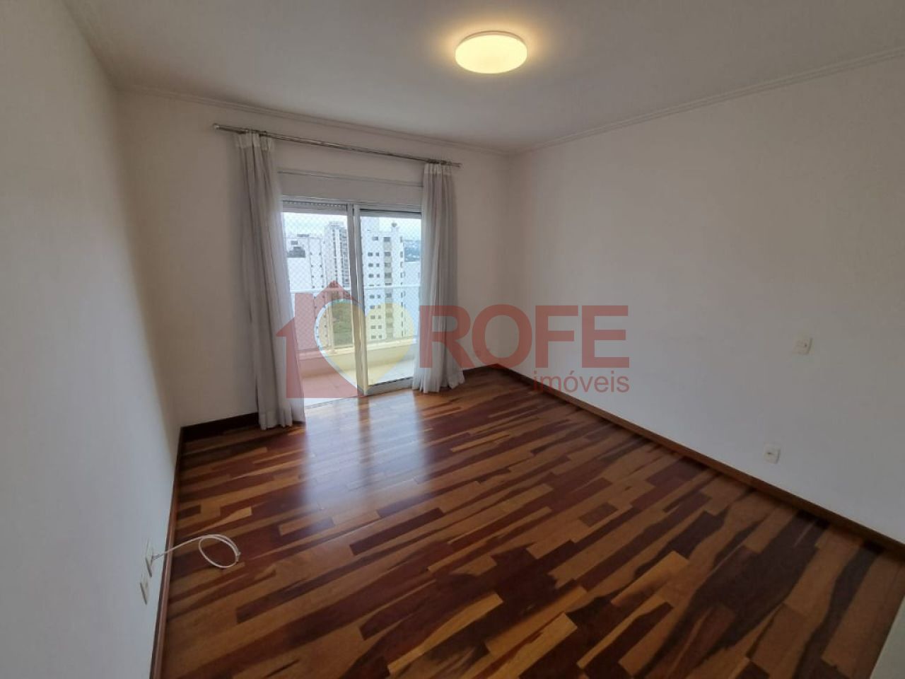 Foto 32 - RF24779