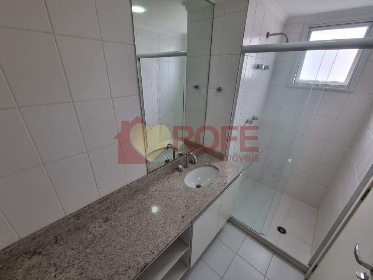 Foto 33 - RF24779