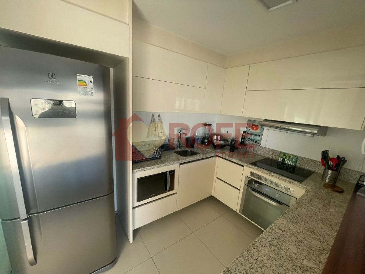 Foto 8 - RF33077