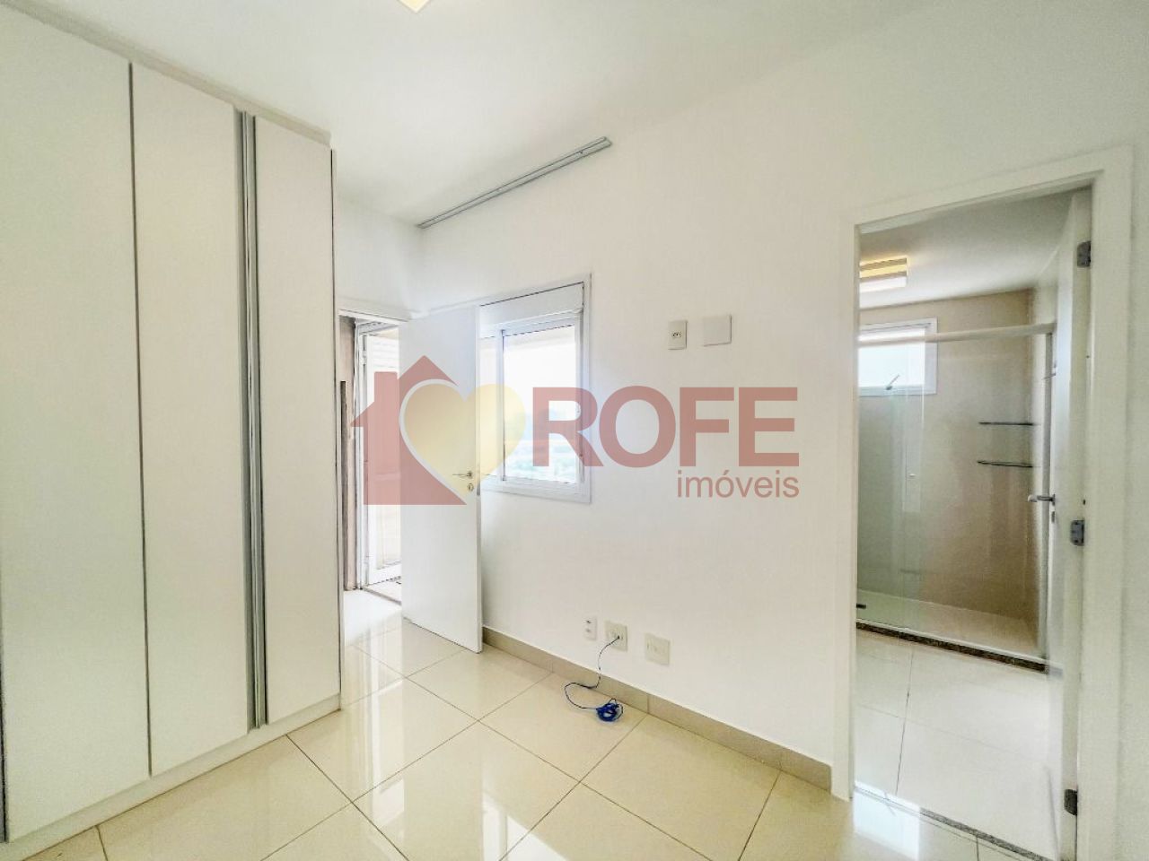 Foto 25 - RF33504