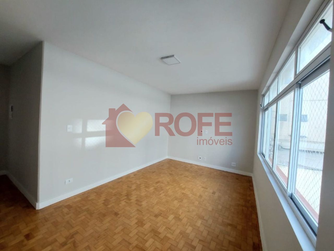 Foto 2 - RF33643