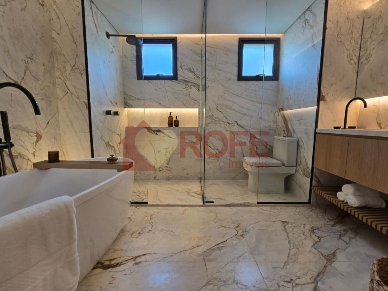 Foto 34 - RF38405