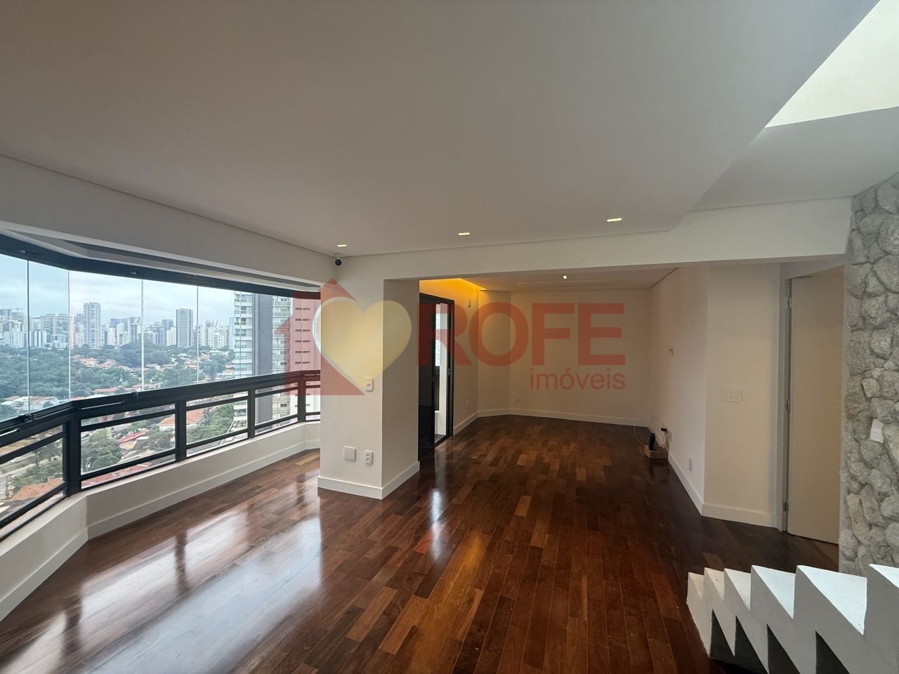 Foto 4 - RF40297