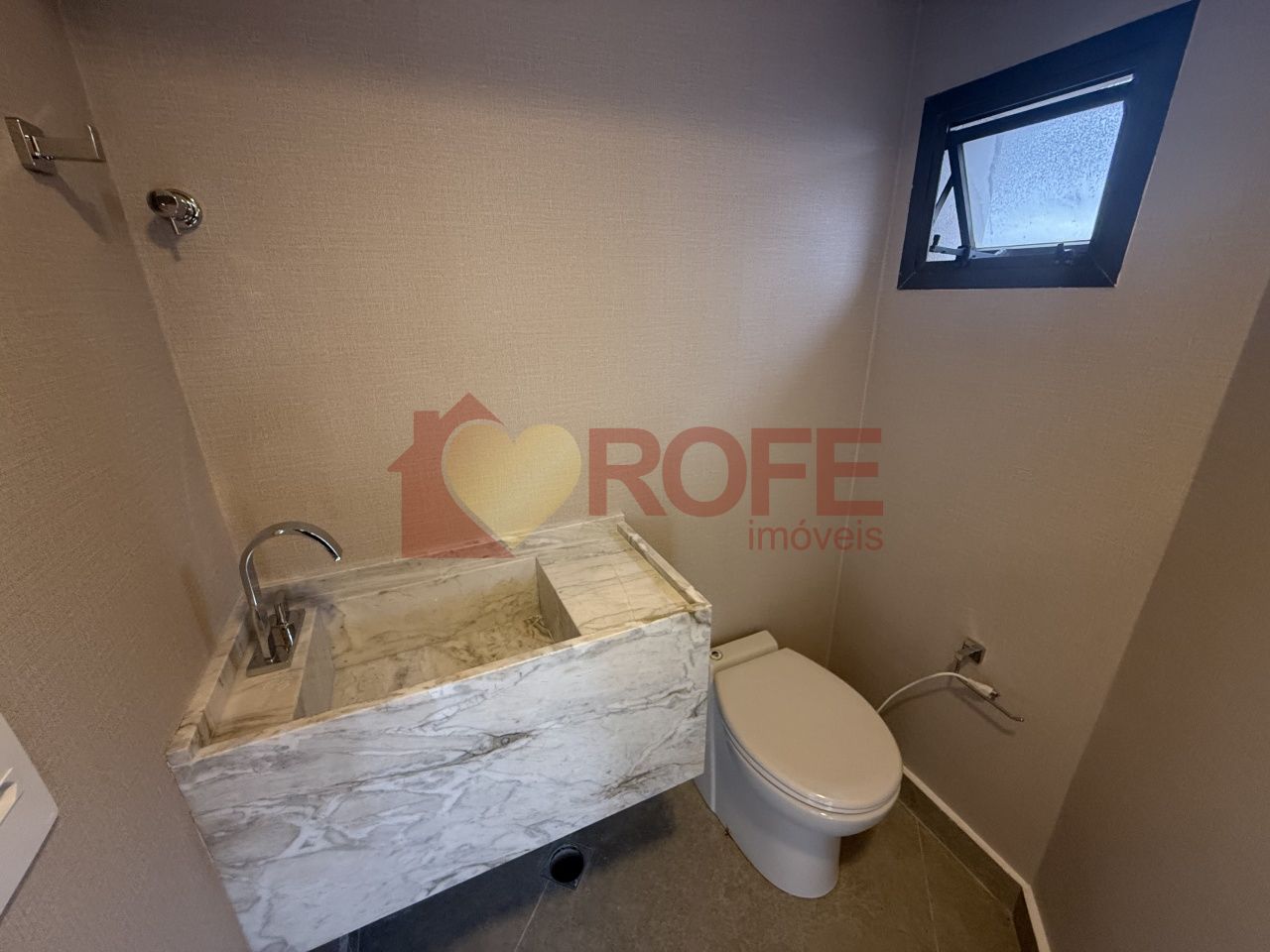 Foto 15 - RF40297