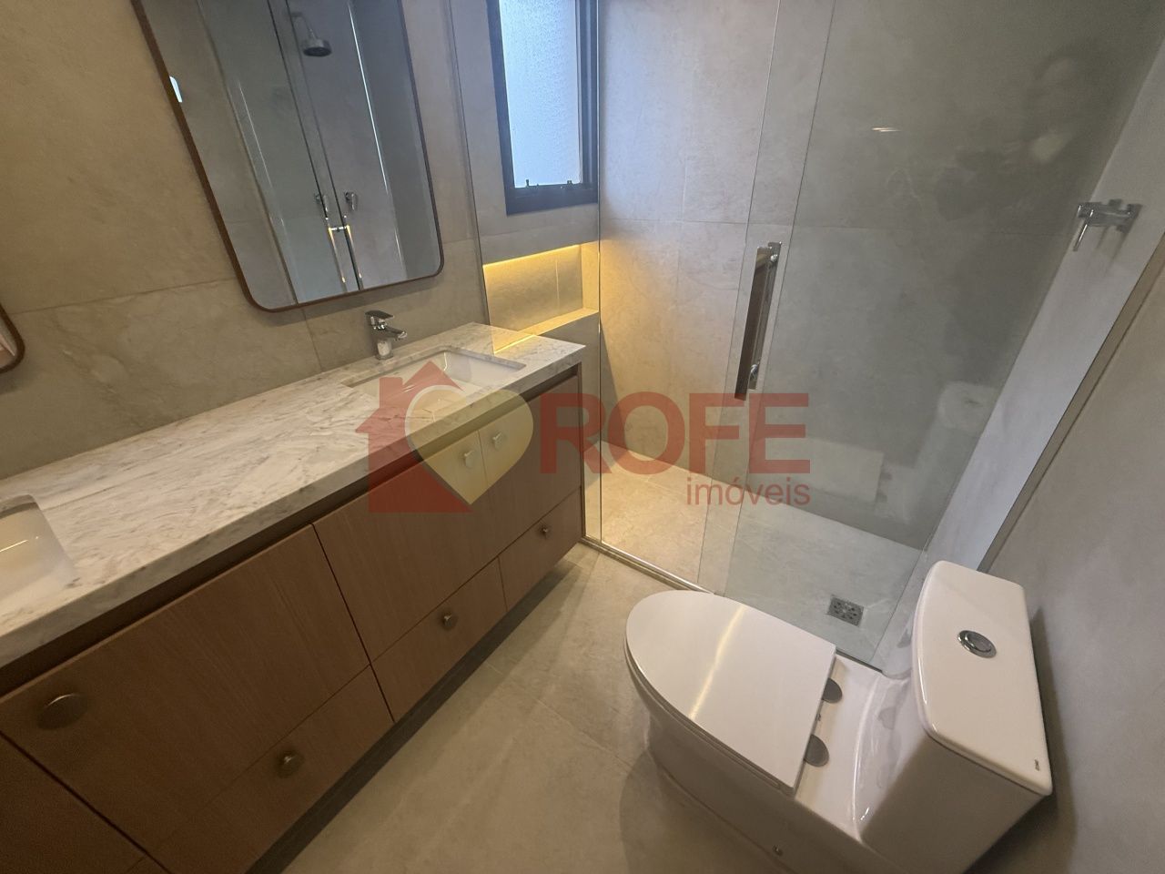 Foto 28 - RF40297