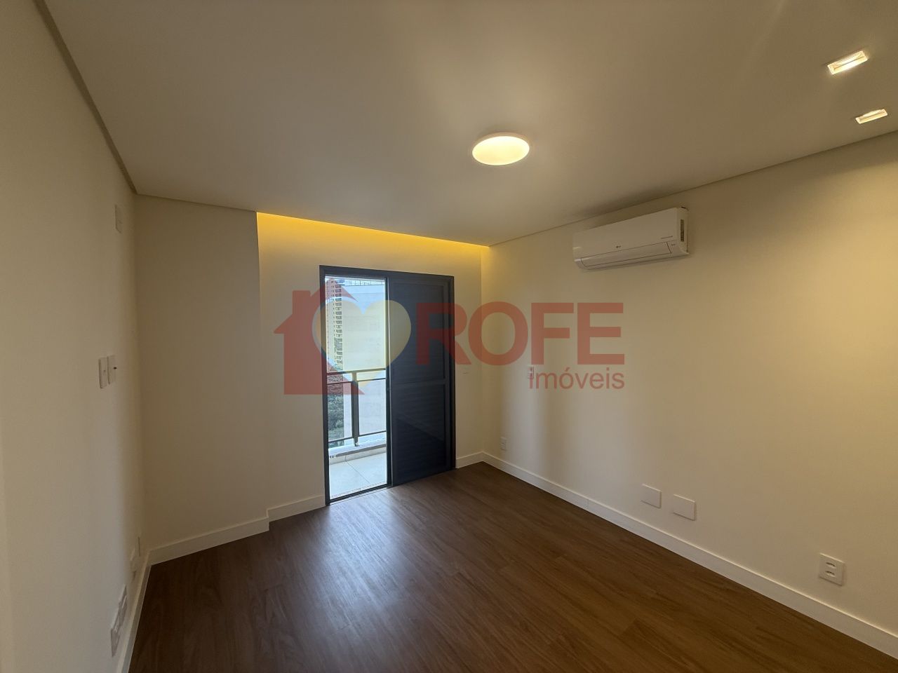 Foto 34 - RF40297