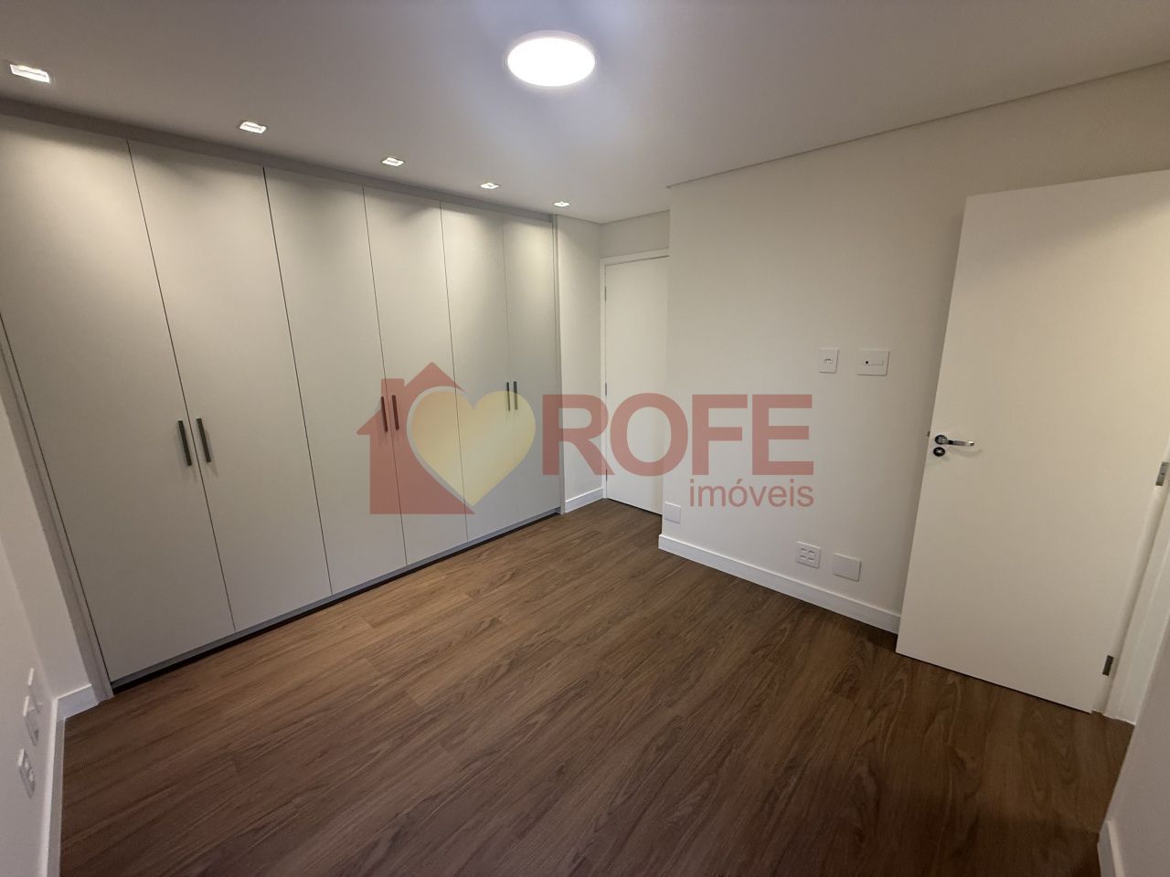 Foto 37 - RF40297