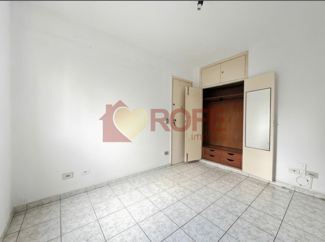 Foto 4 - RF42142