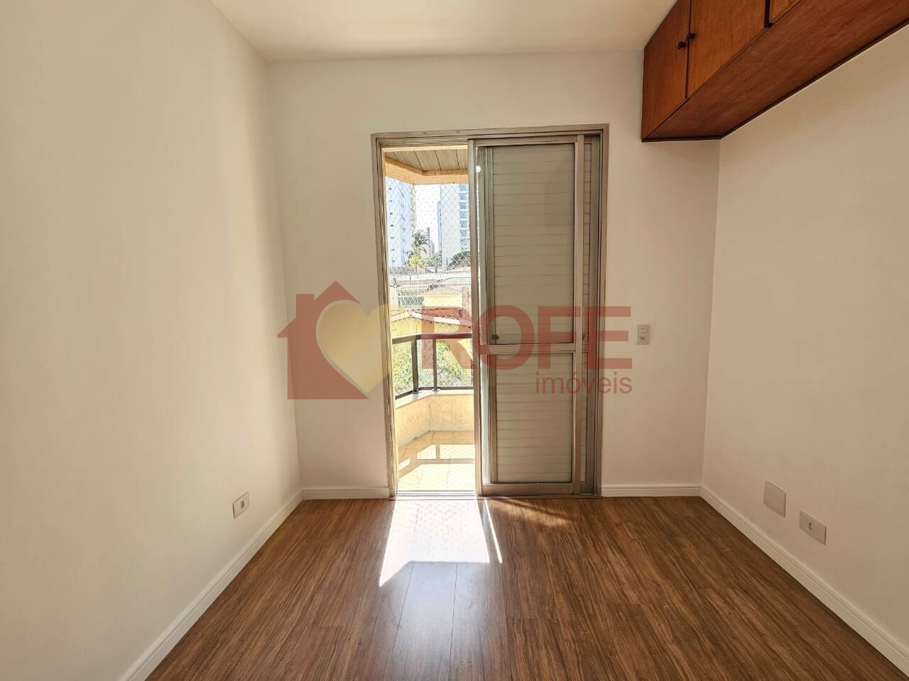 Via Due Macelli, venda, 2 quar