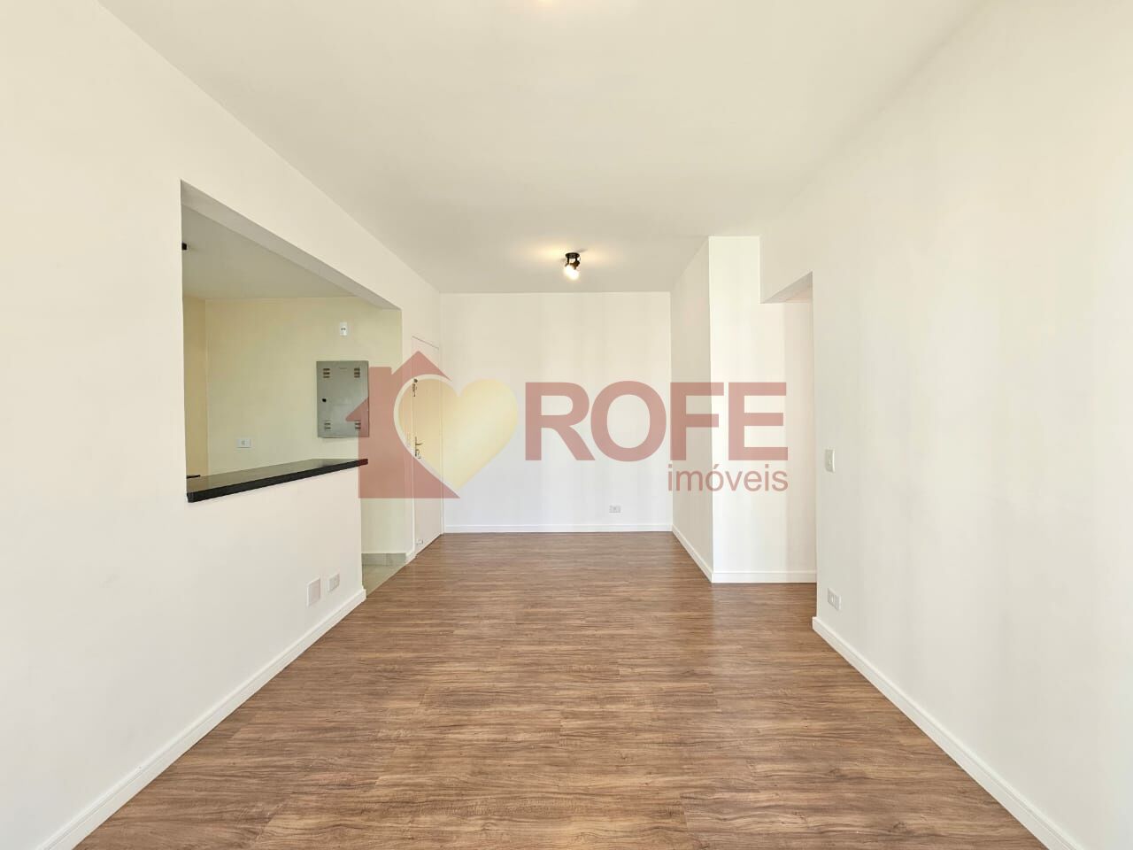 Via Due Macelli, venda, 2 quar