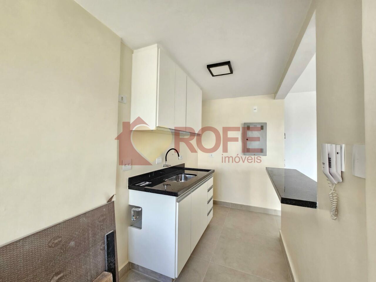 Via Due Macelli, venda, 2 quar