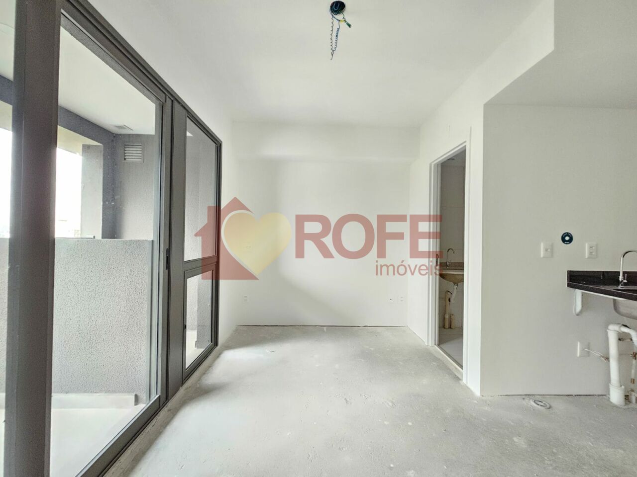 Go Portugal 587, studio, venda