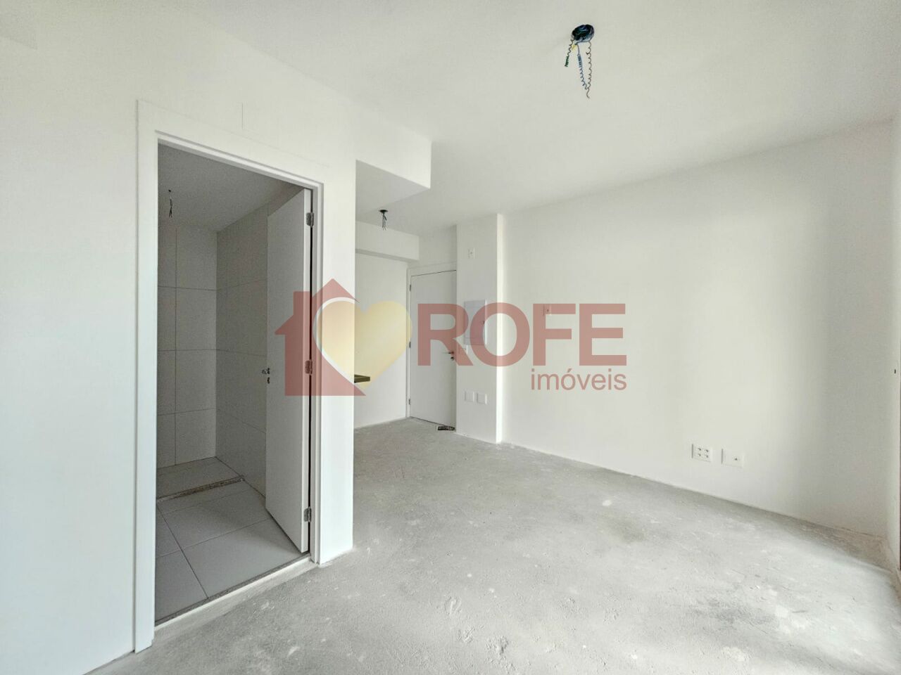 Go Portugal 587, studio, venda