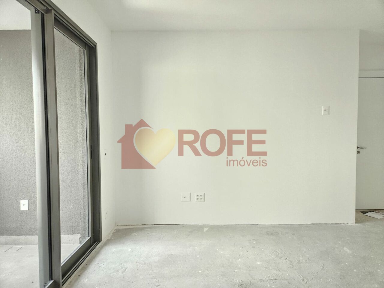 Go Portugal 587, studio, venda