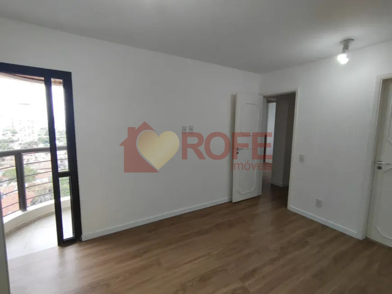 Foto 2 - RF46073