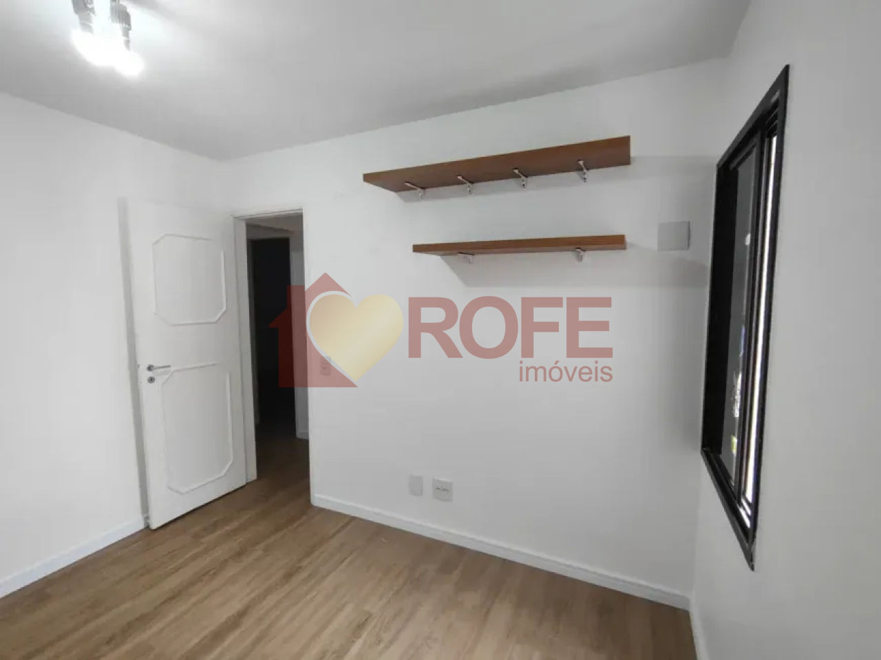 Foto 8 - RF46073