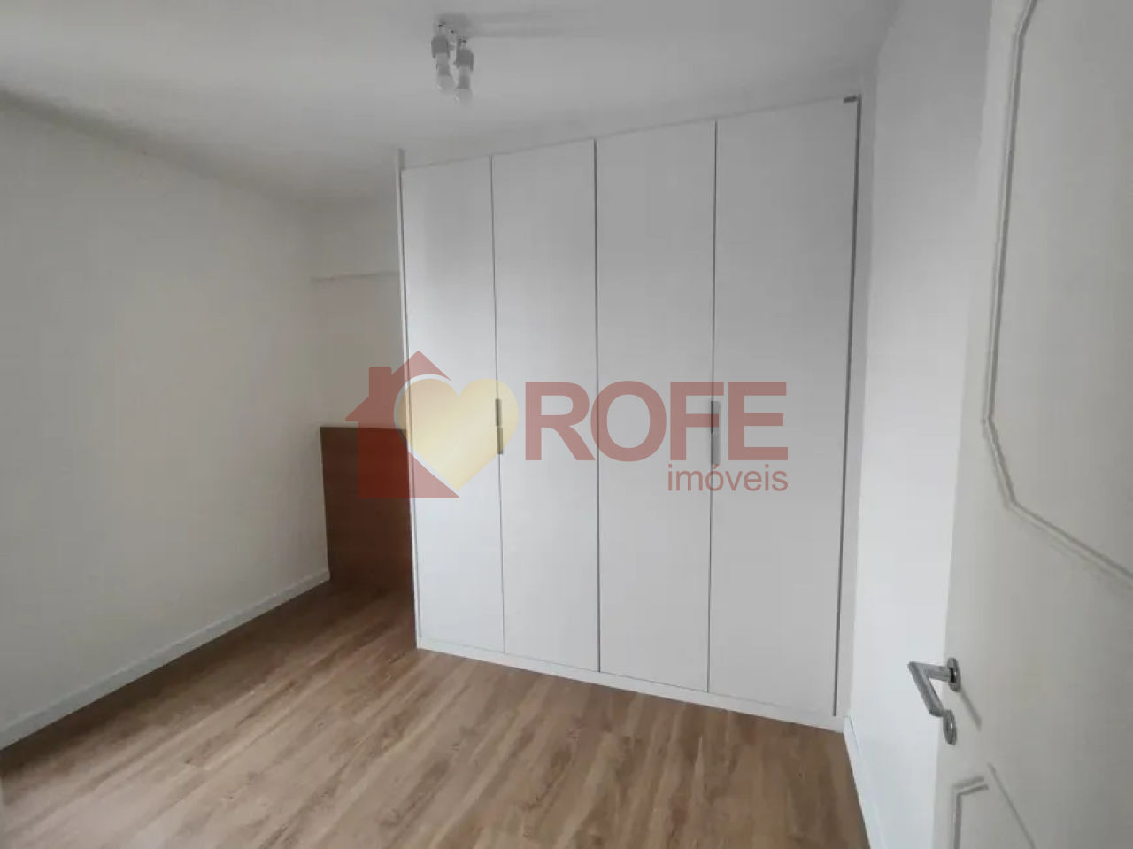 Foto 10 - RF46073