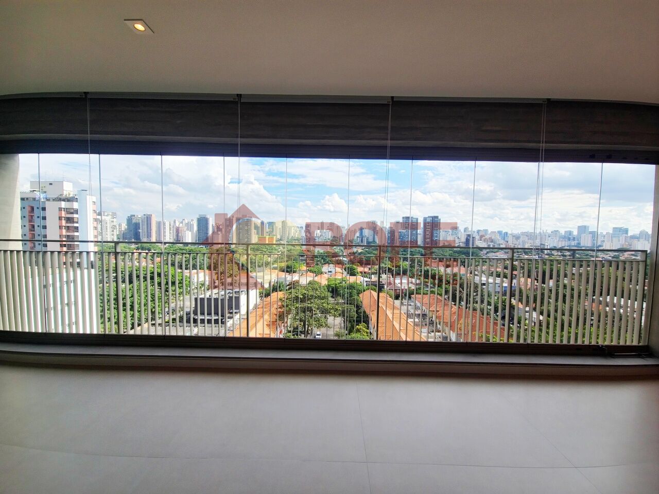 Foto 2 - RF46481