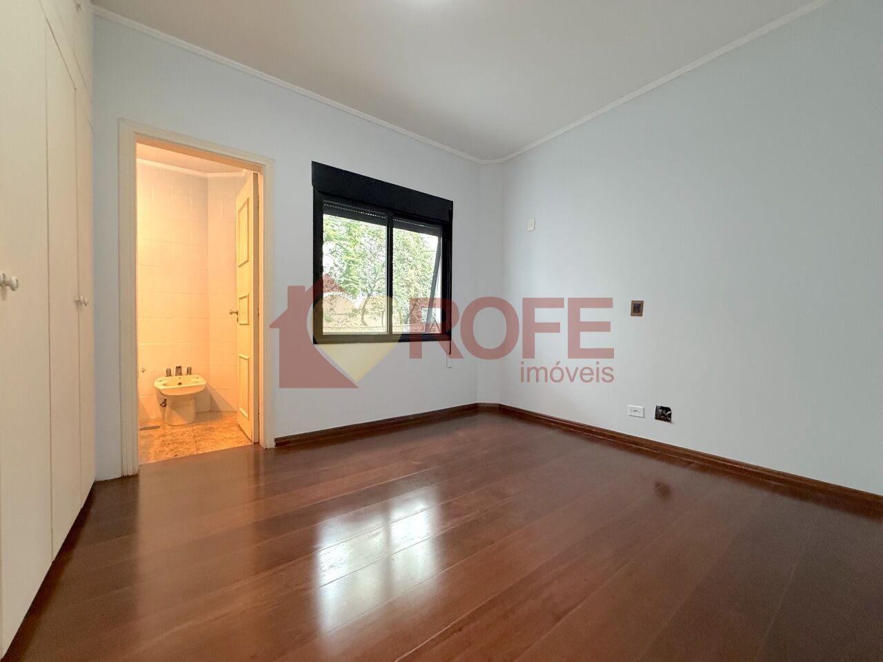 Foto 16 - RF46633