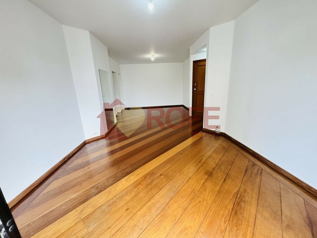 Foto 4 - RF47059
