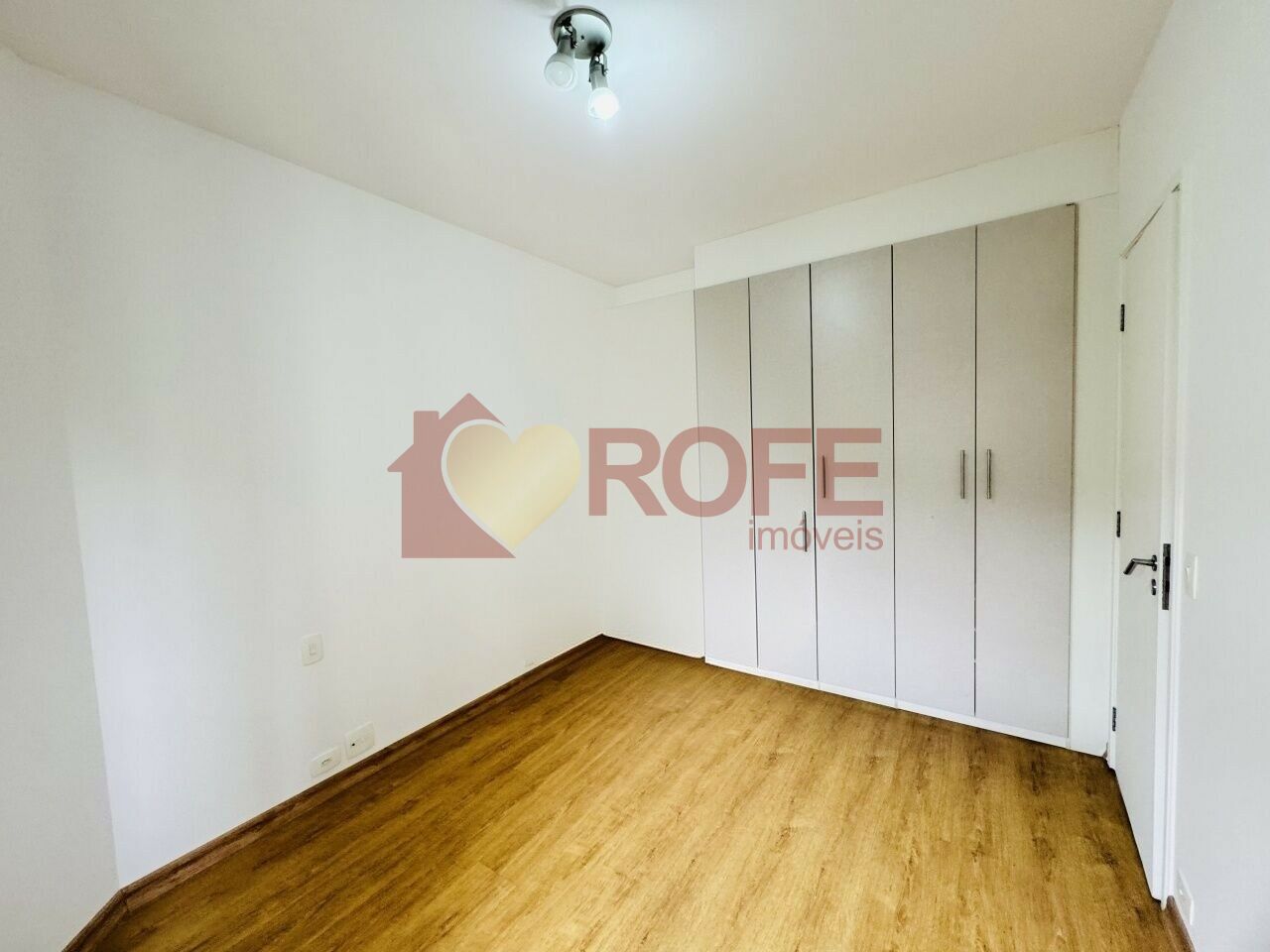 Foto 13 - RF47059