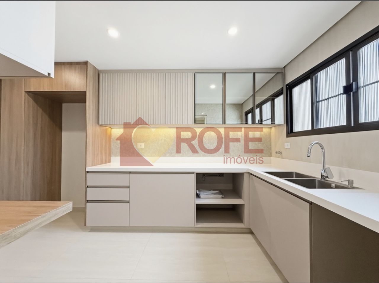 Foto 8 - RF47065