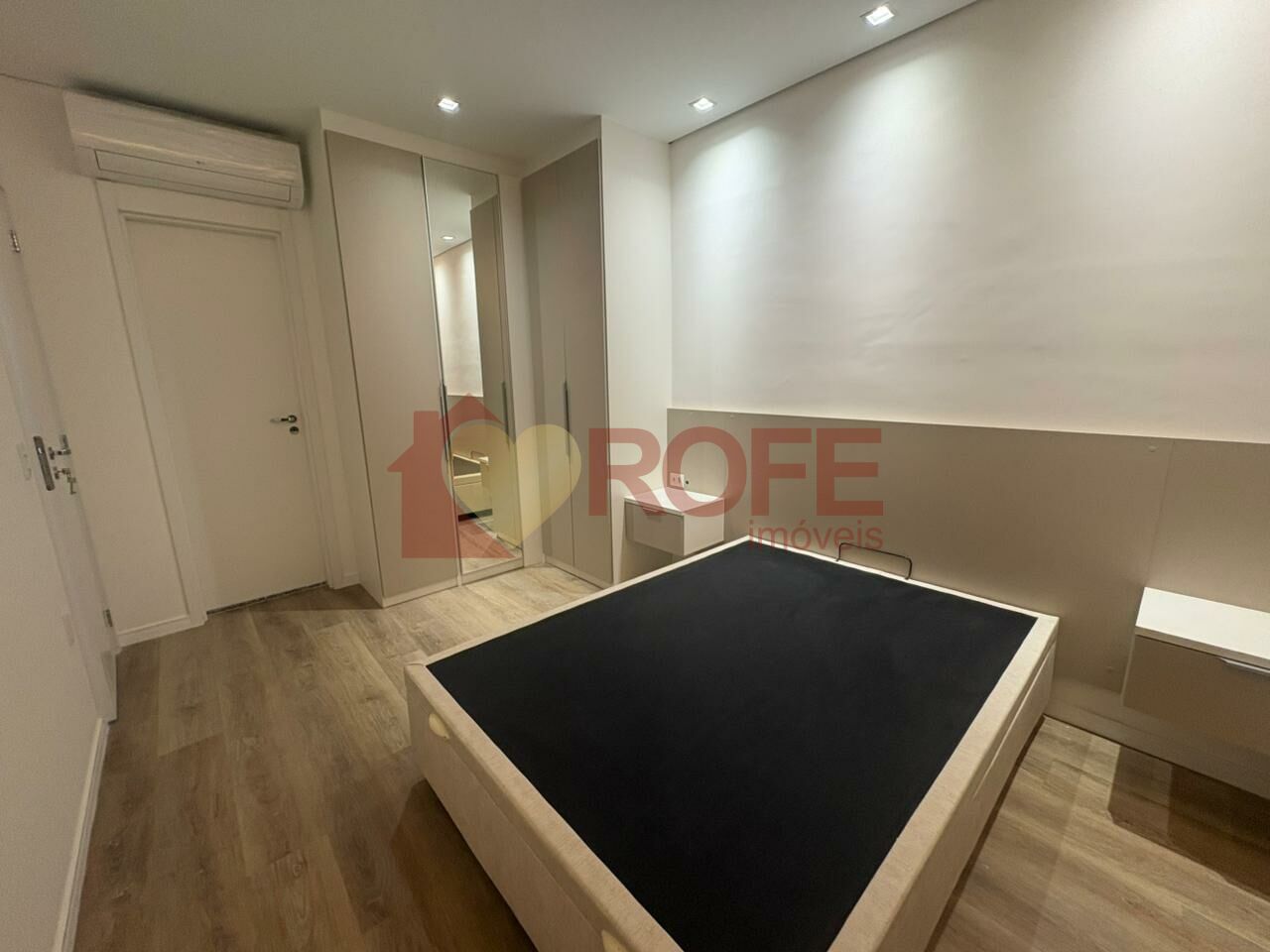 Foto 8 - RF47152