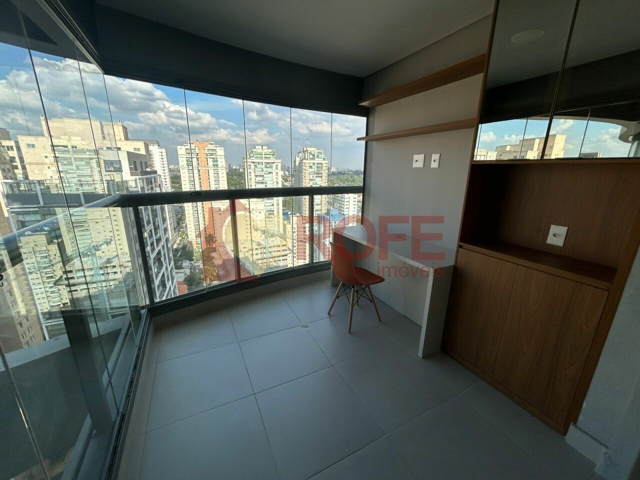 Foto 7 - RF47359