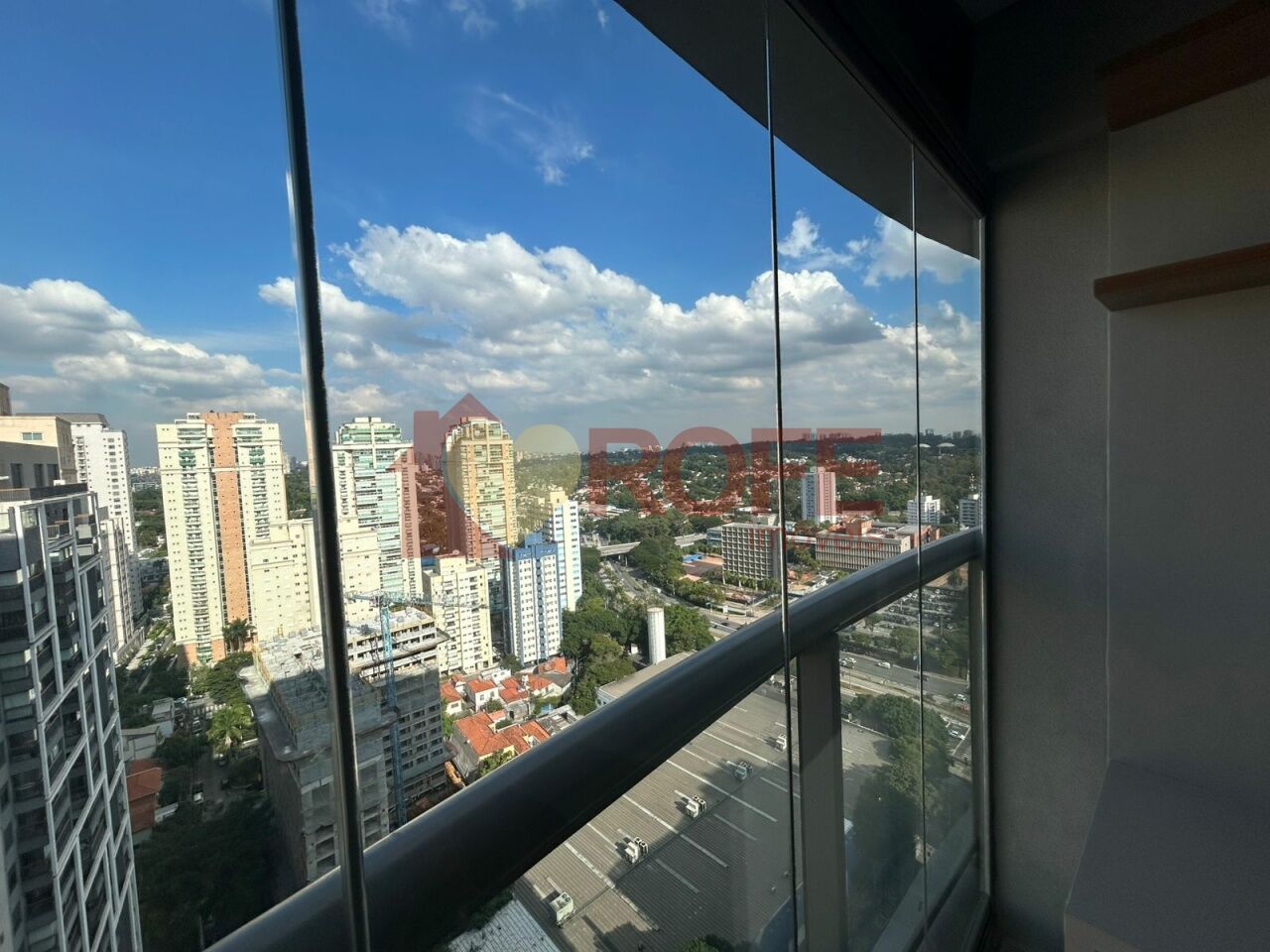 Foto 9 - RF47359