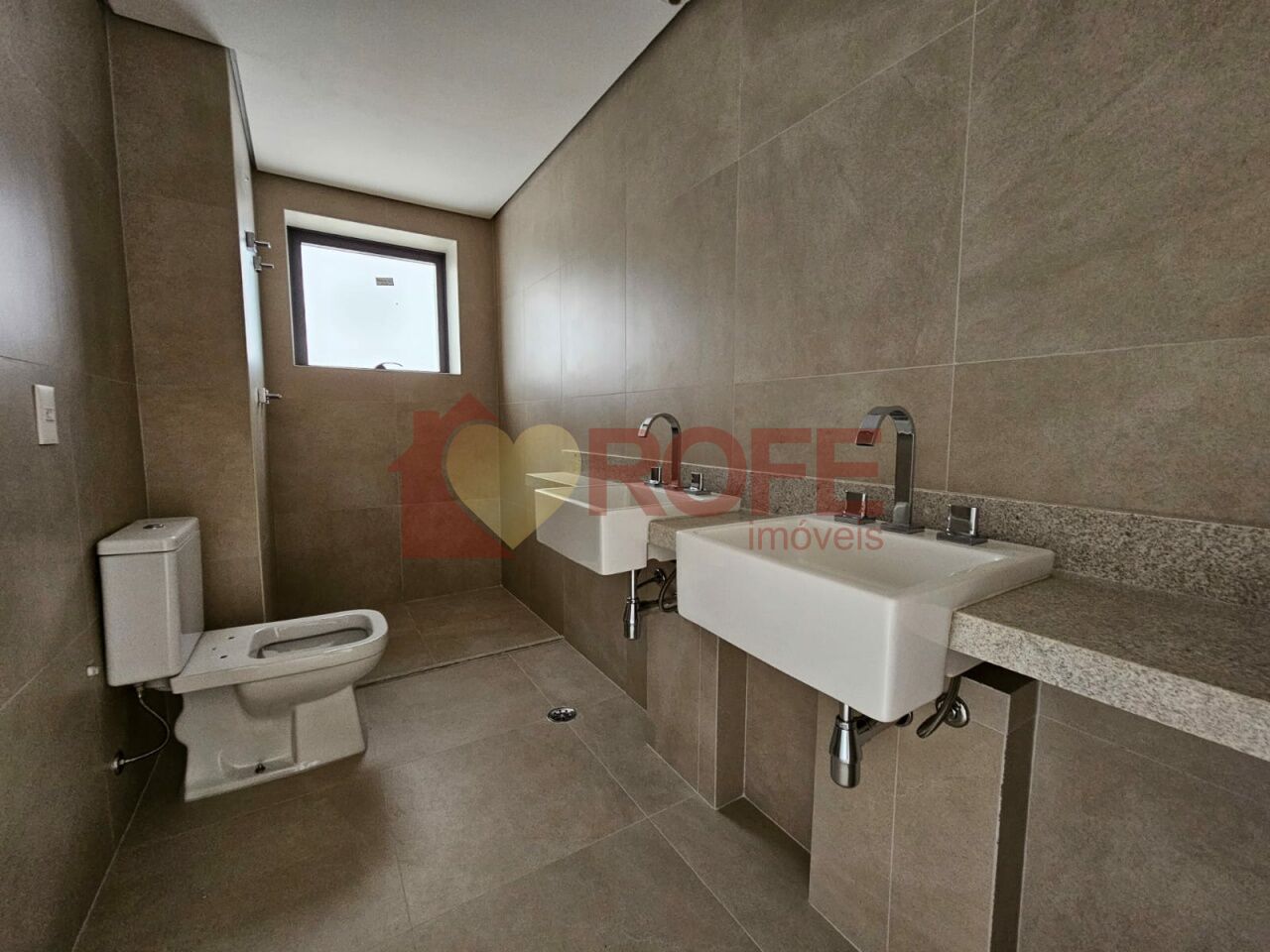 Foto 5 - RF47403
