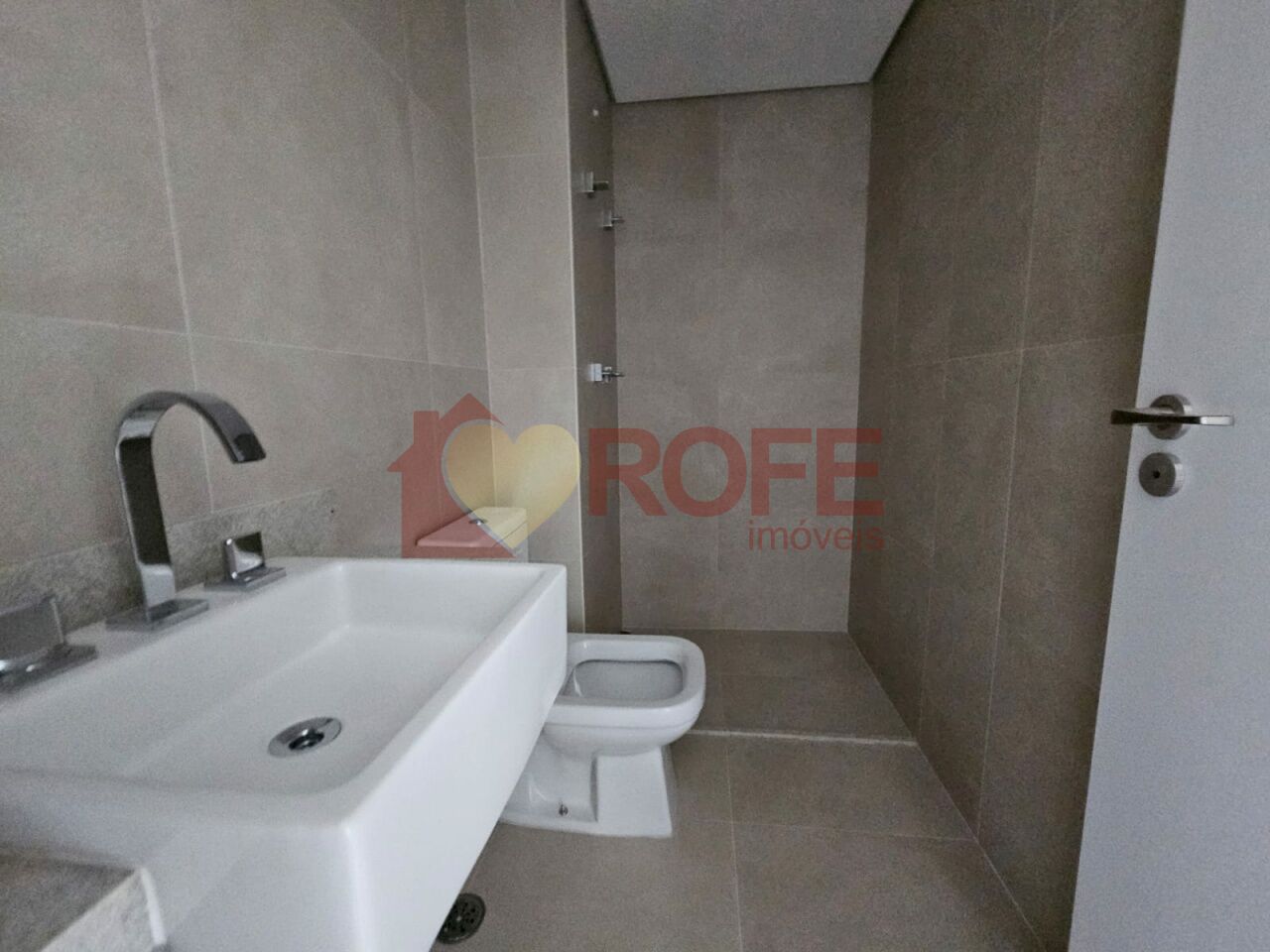 Foto 6 - RF47403