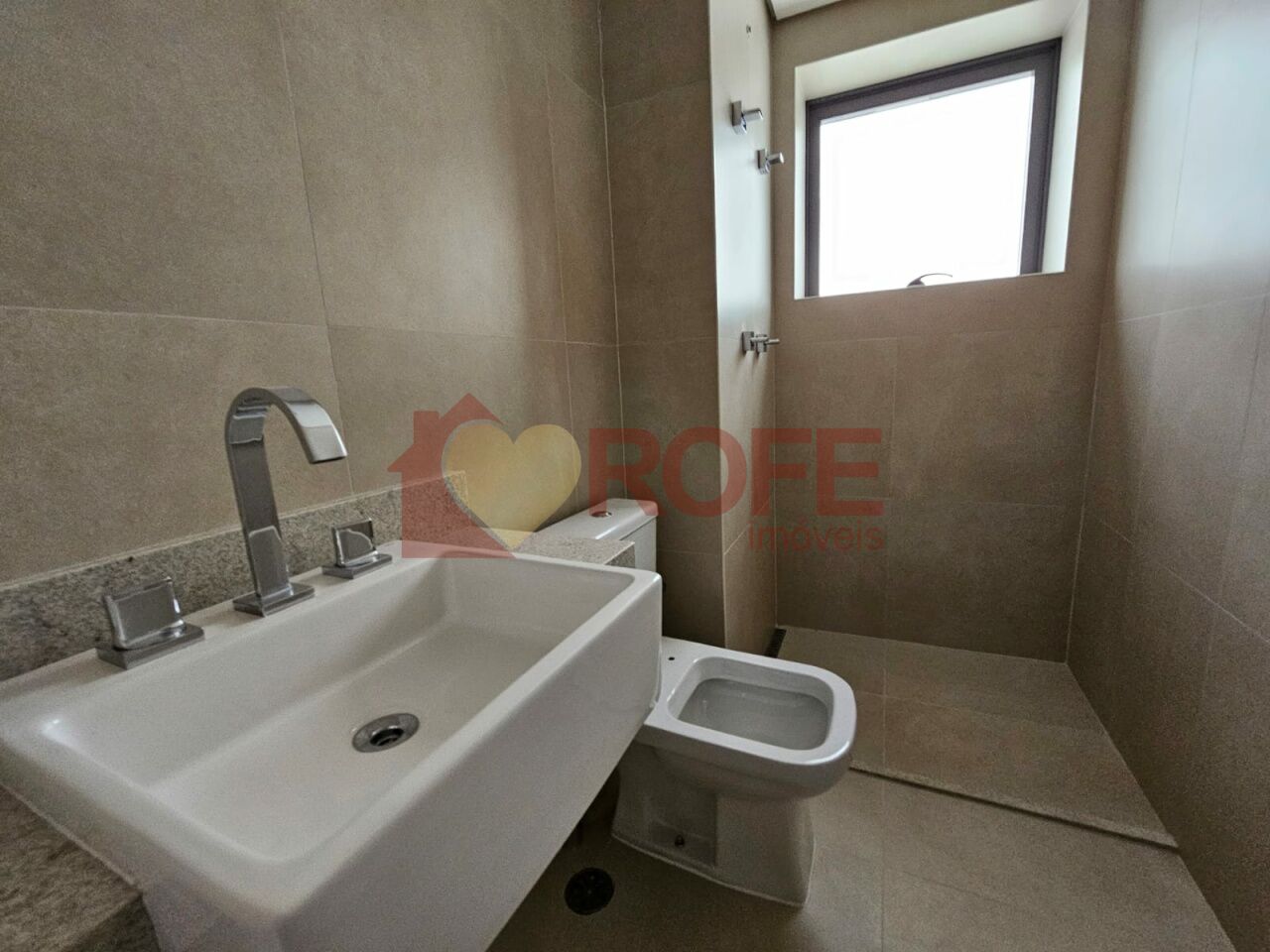 Foto 10 - RF47403