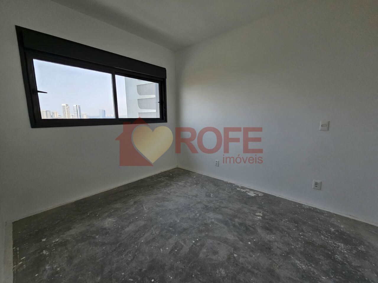 Foto 12 - RF47403