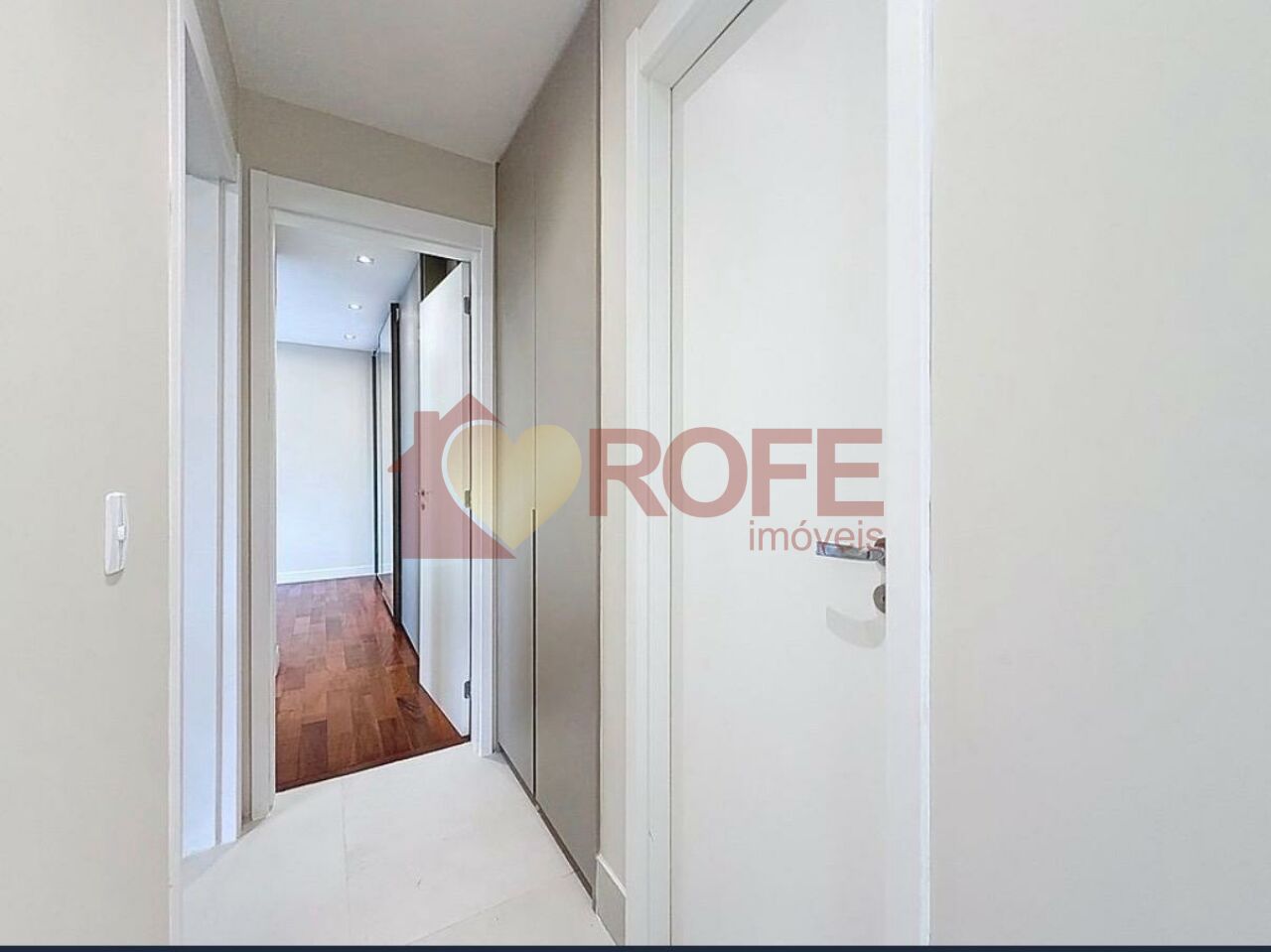 Foto 6 - RF47428
