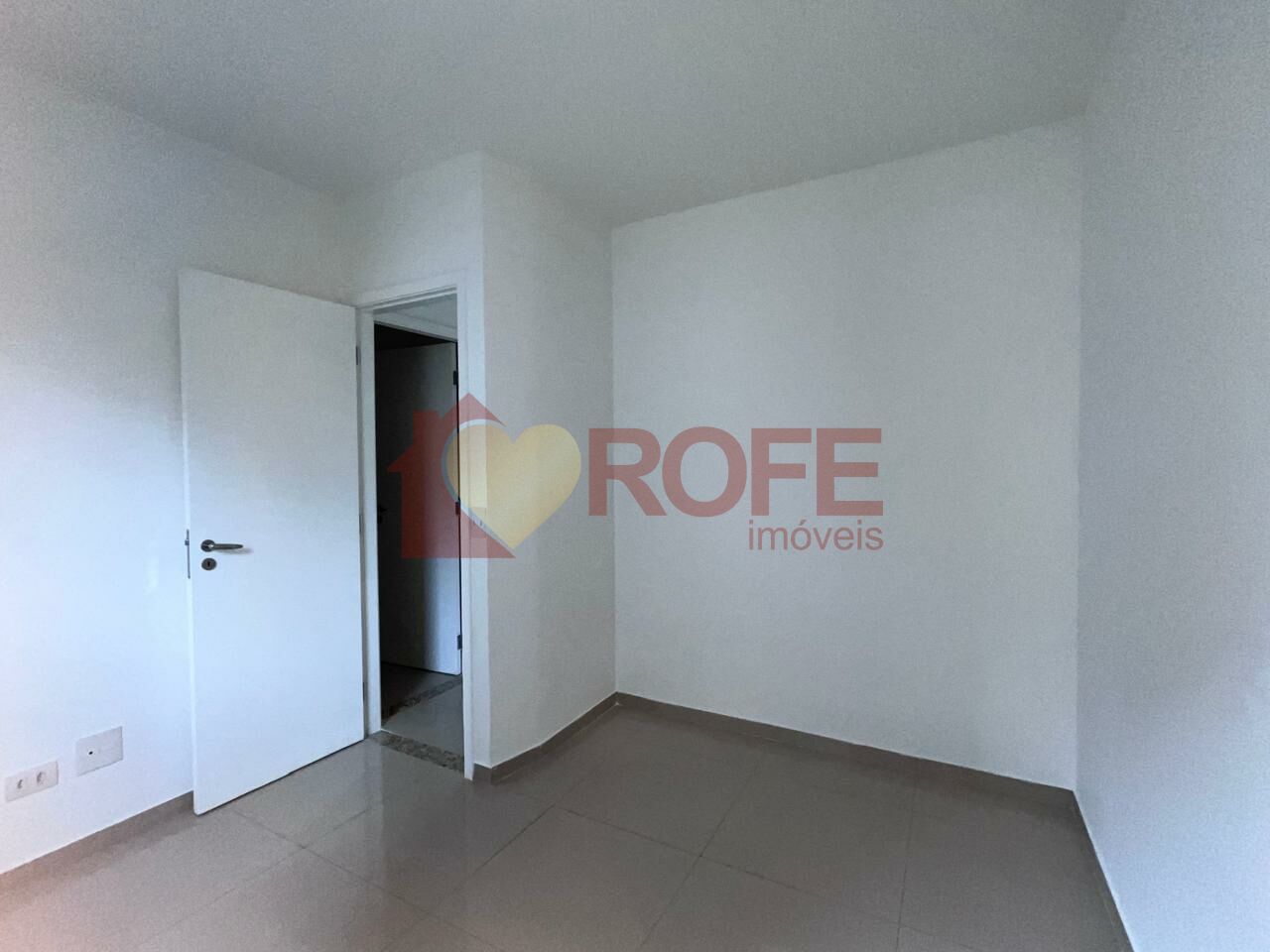 Foto 14 - RF47842