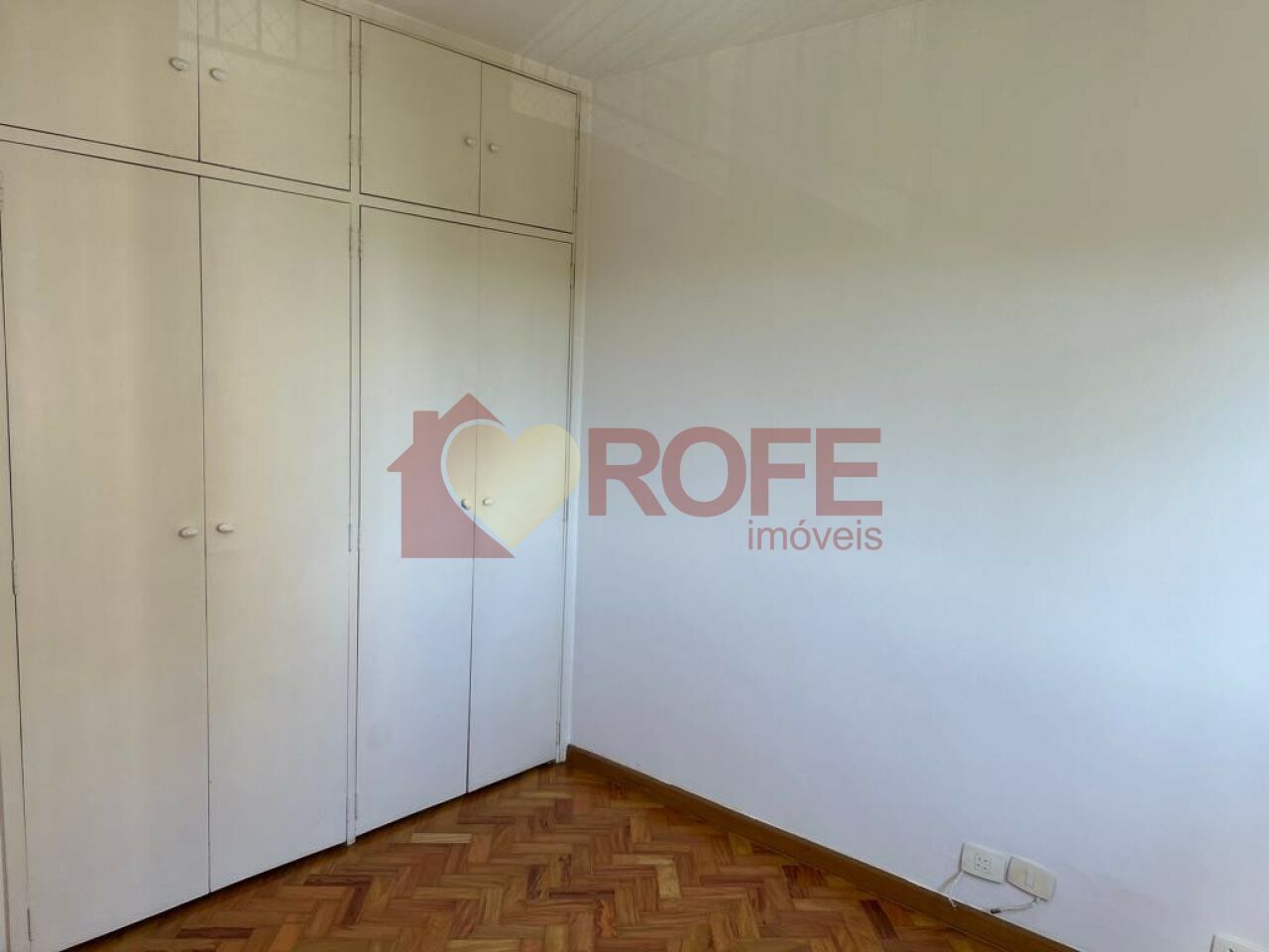 Foto 10 - RF47909