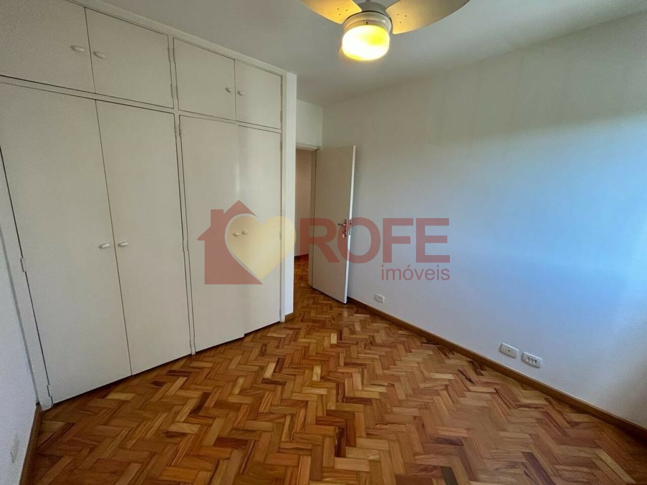 Foto 12 - RF47909