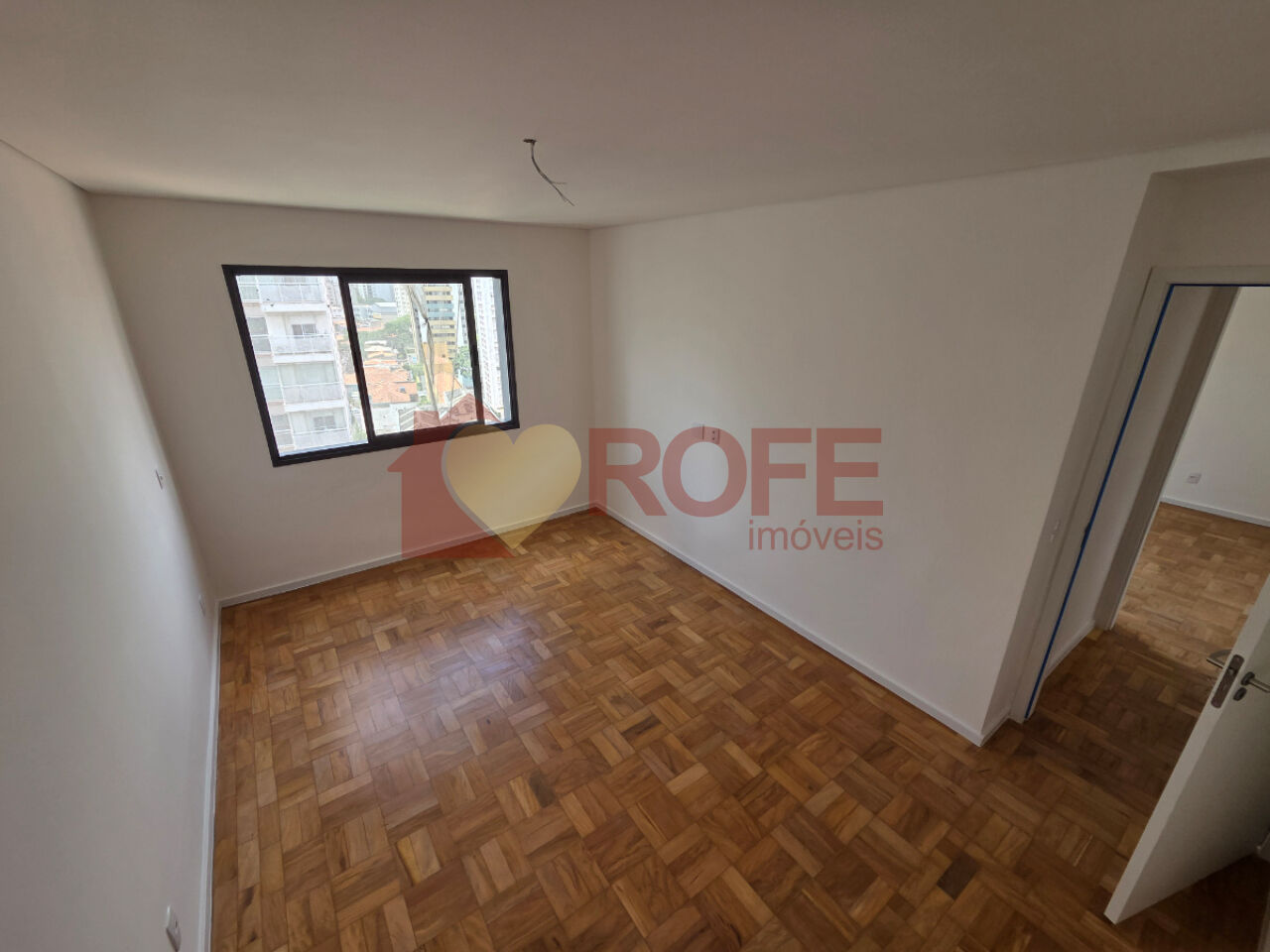Foto 7 - RF47973