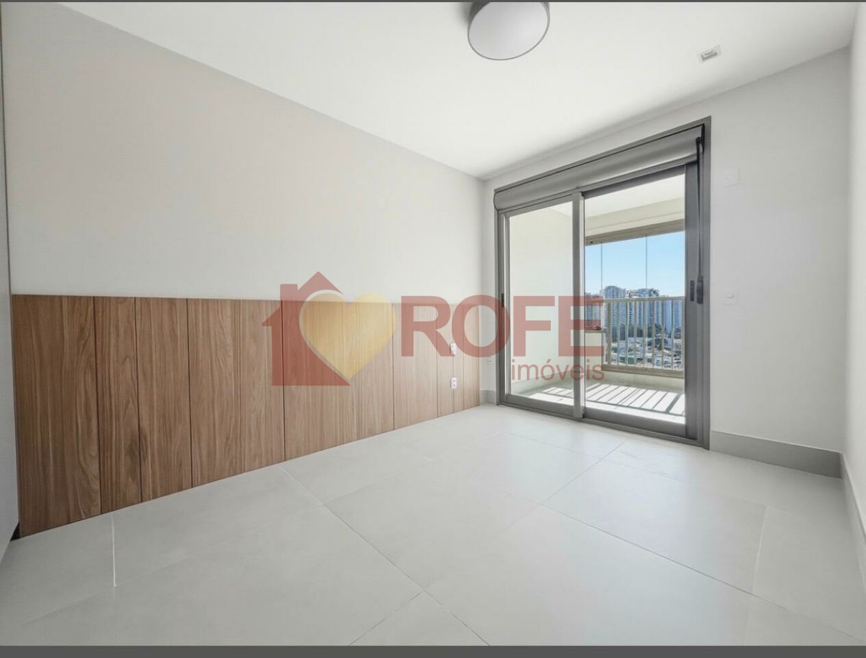 Foto 4 - RF47978