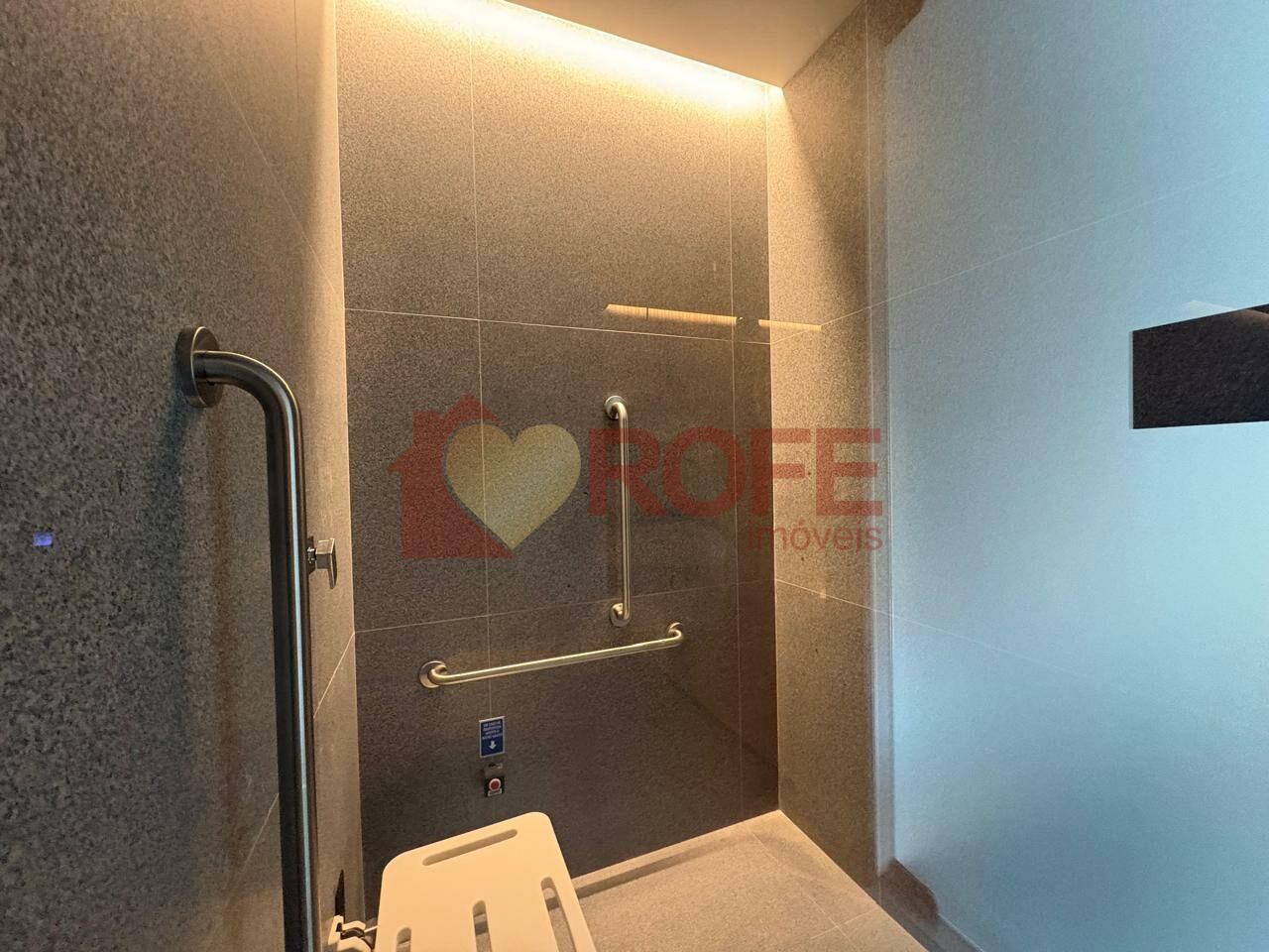 Foto 30 - RF48006