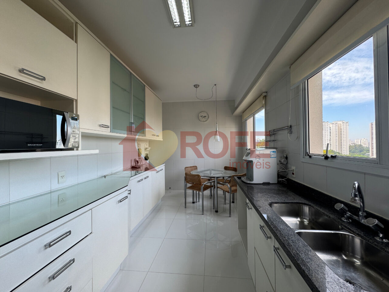 Foto 12 - RF48016