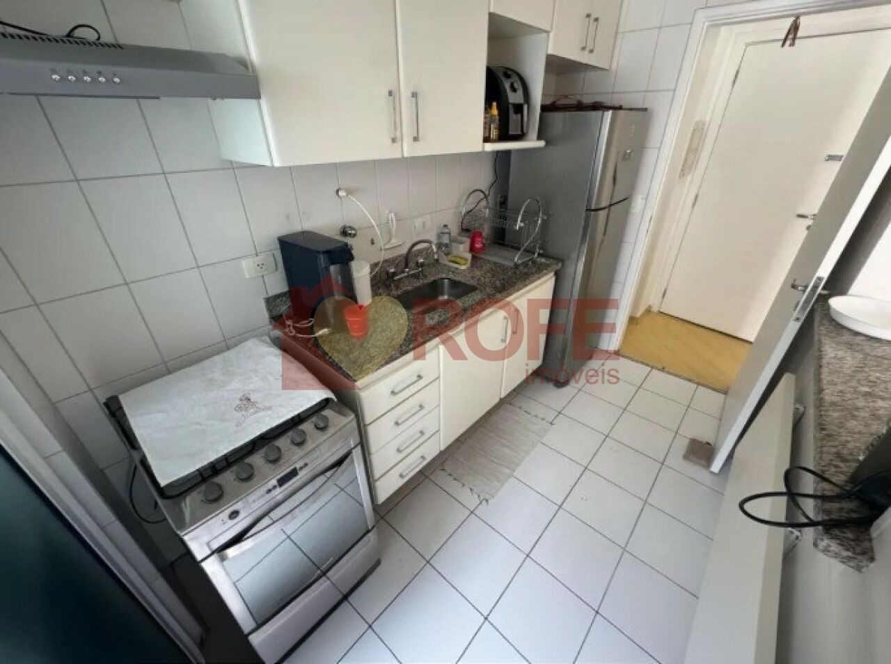 Foto 8 - RF48063