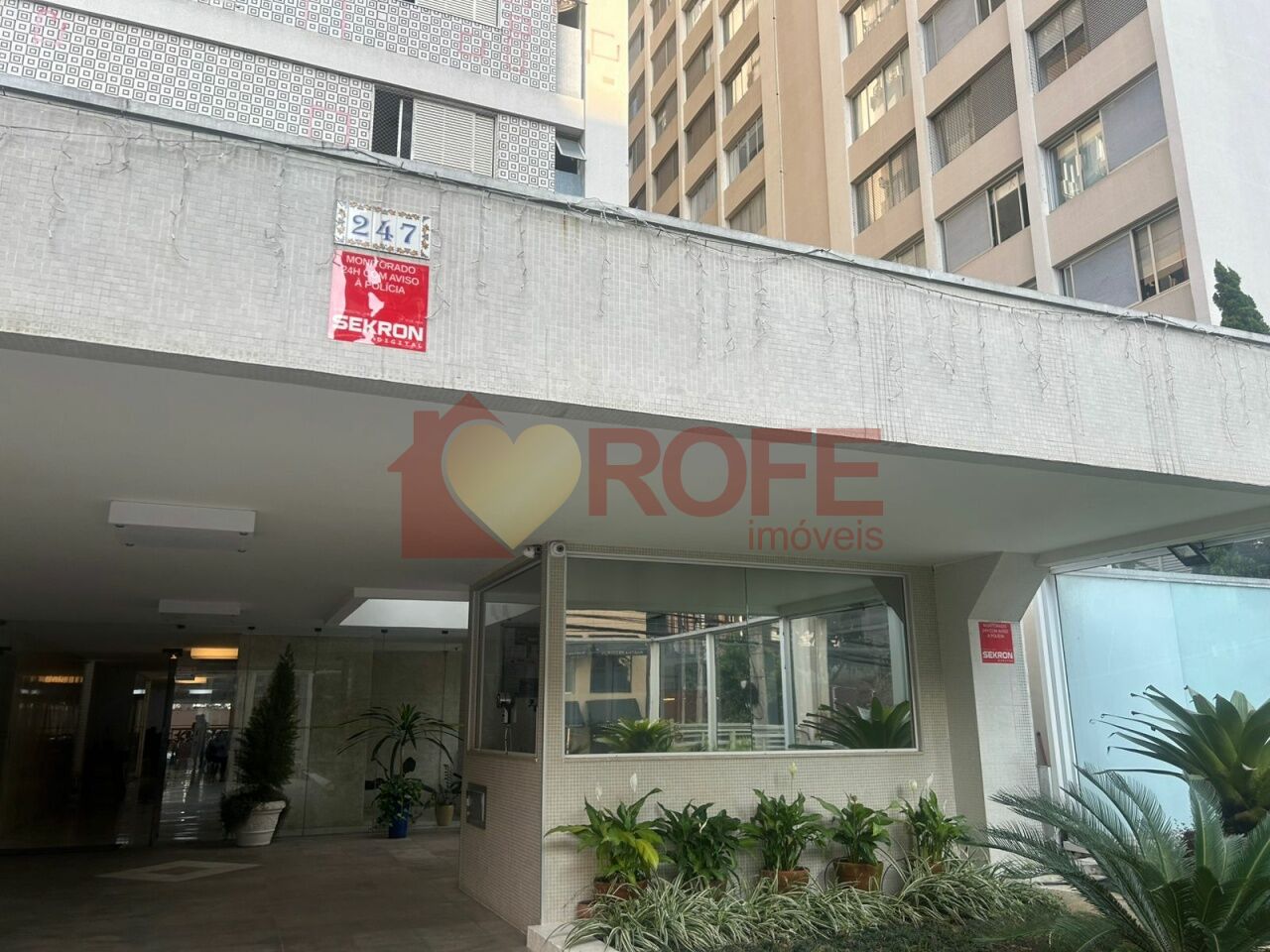 Foto 47 - RF48123