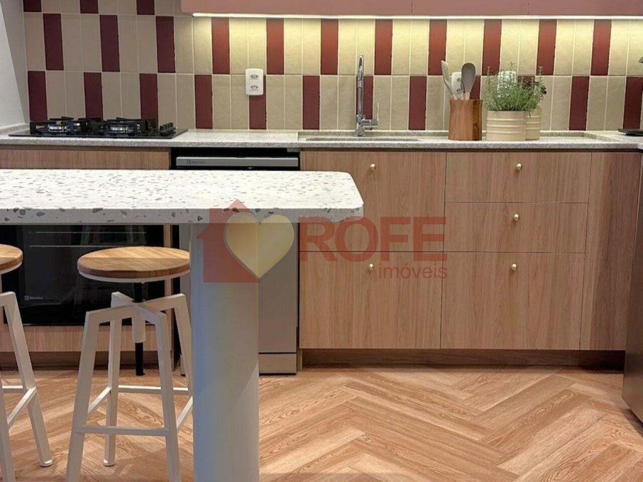 Foto 8 - RF48153