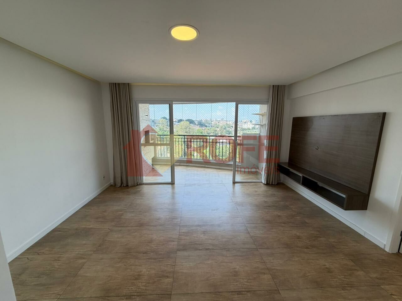 Foto 3 - RF48190