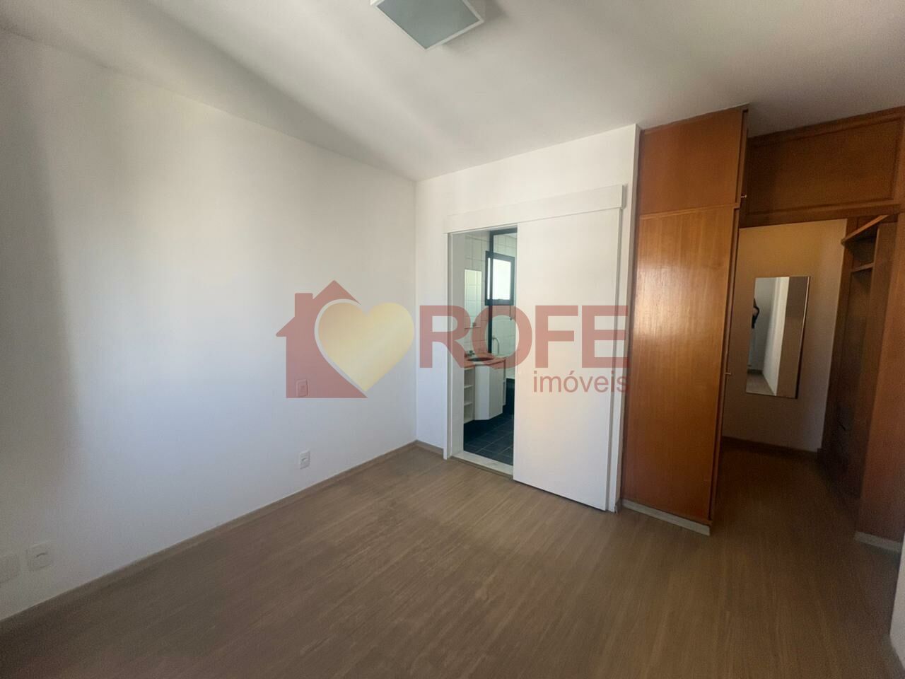 Foto 6 - RF48203
