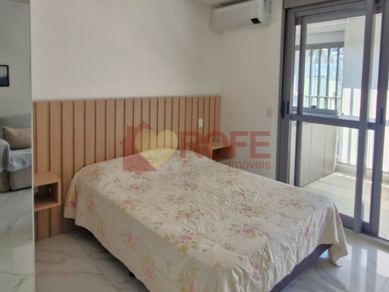 Foto 4 - RF48241