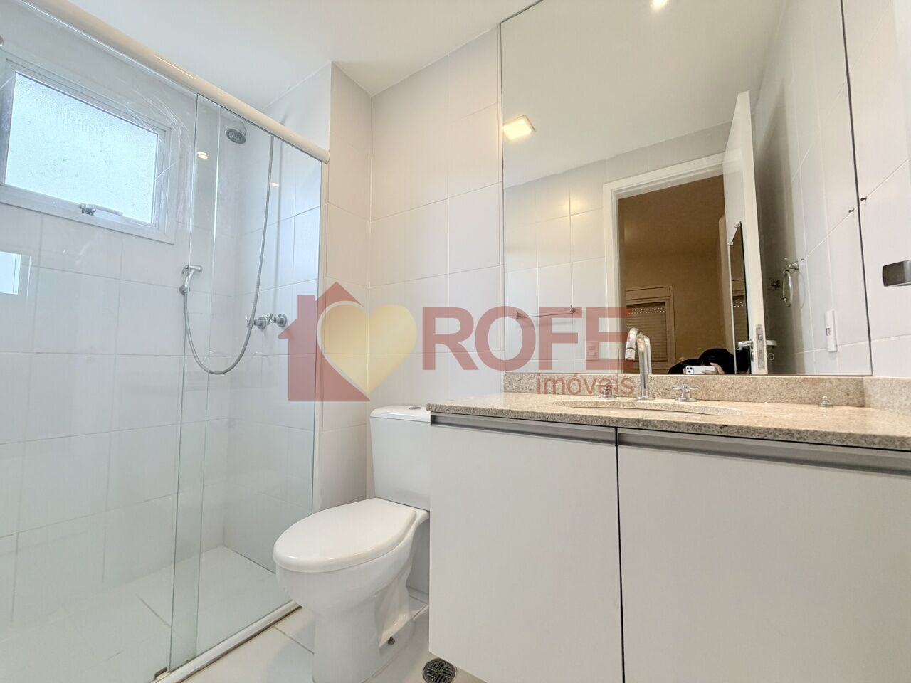 Foto 10 - RF48242